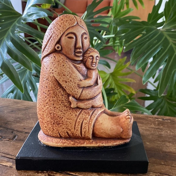 Vintage Adolfo Vigil Artist Mother and Child Sculpture - Picture 7 of 10